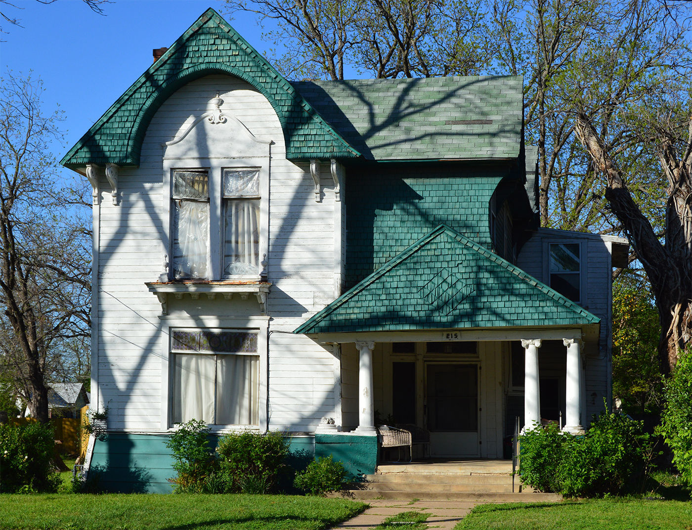 Herbert house, 215 Dallas
